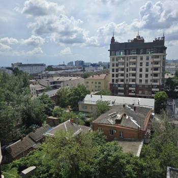 Сдается 2-х комнатная квартира, 86 м²