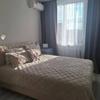 Сдается 1-комнатная квартира, 42 м²