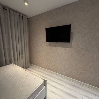 Продается 1-комнатная квартира, 32 м²