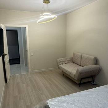 Сдается 1-комнатная квартира, 39 м²