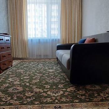 Продается 1-комнатная квартира, 38 м²