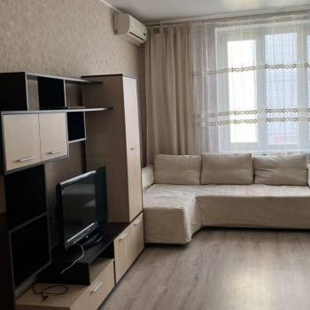 Сдается Многокомнатная квартира, 67 м²