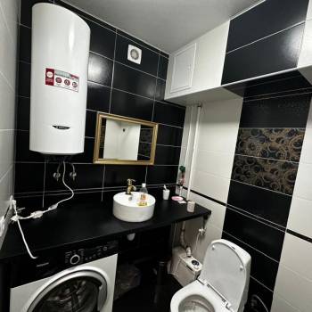 Сдается 1-комнатная квартира, 42 м²