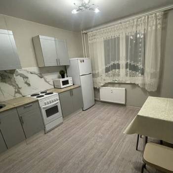 Сдается 1-комнатная квартира, 35 м²
