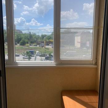 Продается 1-комнатная квартира, 42 м²