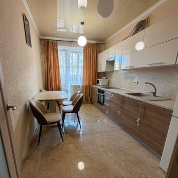 Сдается 2-х комнатная квартира, 68 м²