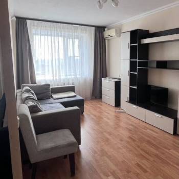 Продается 1-комнатная квартира, 39 м²