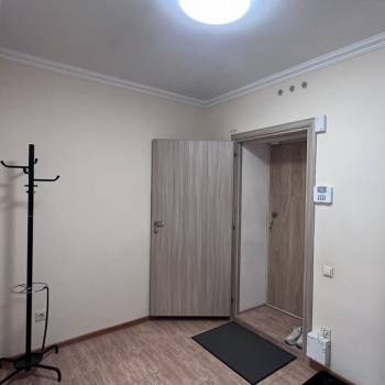 Продается 1-комнатная квартира, 39 м²