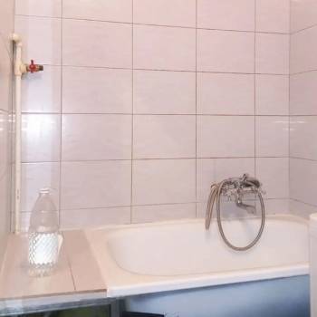 Продается 3-х комнатная квартира, 52 м²