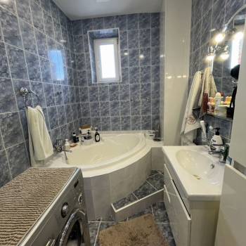 Продается 3-х комнатная квартира, 74,6 м²