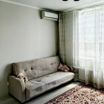 Сдается 1-комнатная квартира, 40 м²