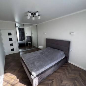 Продается 1-комнатная квартира, 44 м²