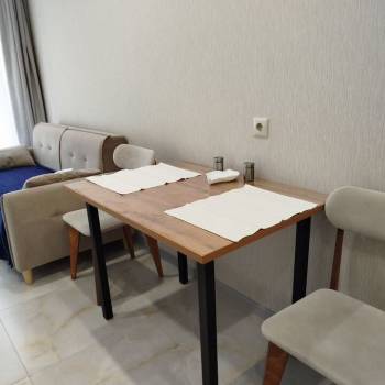 Сдается 1-комнатная квартира, 42 м²