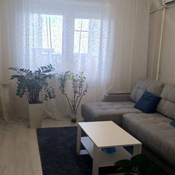 Продается 1-комнатная квартира, 38,3 м²