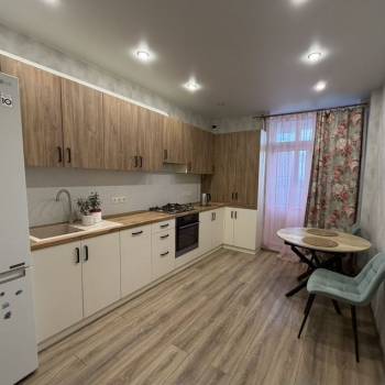 Продается 1-комнатная квартира, 39 м²