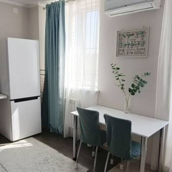 Сдается 1-комнатная квартира, 35 м²