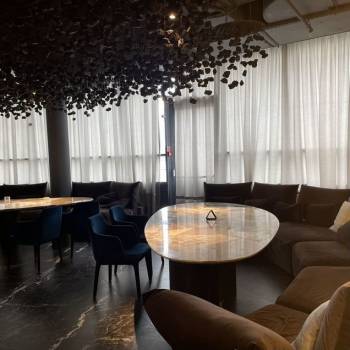 Продается Нежилое помещение, 337 м²