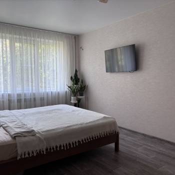 Продается 3-х комнатная квартира, 63 м²