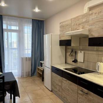 Сдается 1-комнатная квартира, 40 м²