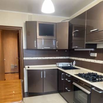 Сдается 1-комнатная квартира, 40 м²