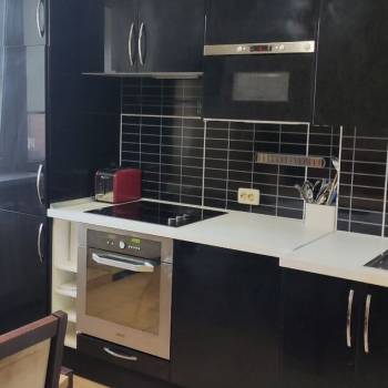 Сдается 1-комнатная квартира, 46 м²