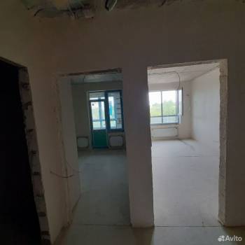 Продается 1-комнатная квартира, 35 м²