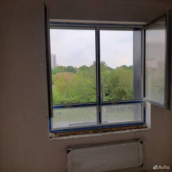 Продается 1-комнатная квартира, 35 м²