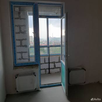Продается 1-комнатная квартира, 35 м²