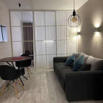 Продается 1-комнатная квартира, 46 м²