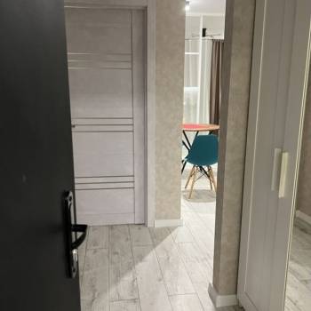 Продается 1-комнатная квартира, 46 м²