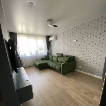 Продается 3-х комнатная квартира, 63 м²