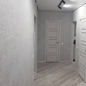 Сдается 2-х комнатная квартира, 65 м²