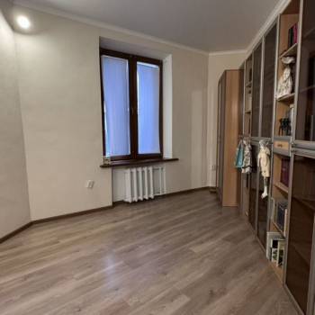 Сдается Многокомнатная квартира, 83 м²
