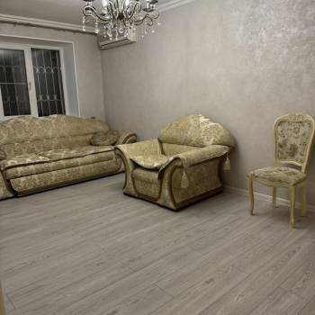Сдается Многокомнатная квартира, 60 м²