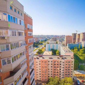 Продается 1-комнатная квартира, 45 м²