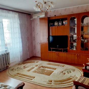 Продается 3-х комнатная квартира, 63 м²