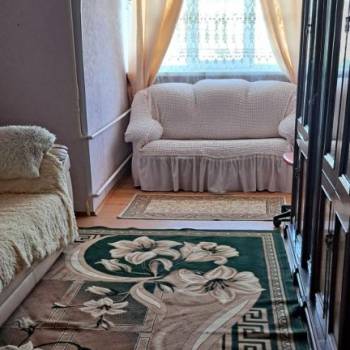 Сдается Многокомнатная квартира, 100 м²