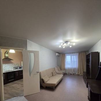 Сдается 1-комнатная квартира, 46 м²