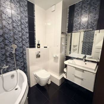 Продается 3-х комнатная квартира, 93 м²