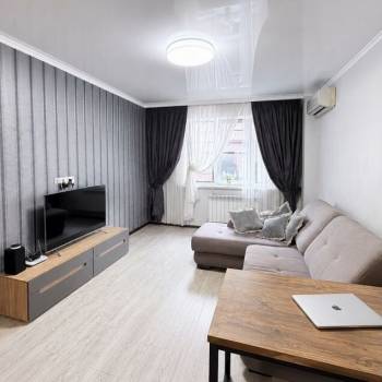 Продается 3-х комнатная квартира, 93 м²