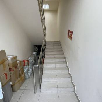 Сдается Нежилое помещение, 270 м²