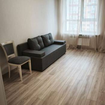 Сдается 1-комнатная квартира, 38 м²