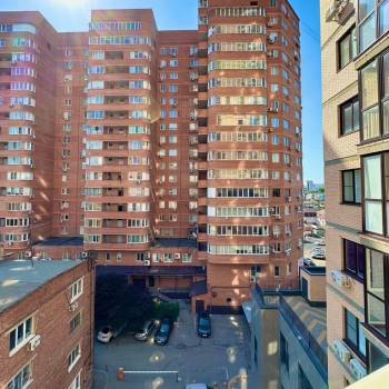 Сдается 1-комнатная квартира, 51 м²