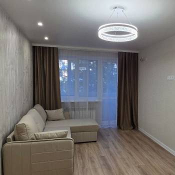 Продается 1-комнатная квартира, 32 м²