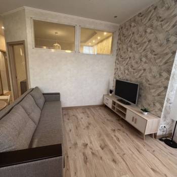Сдается 1-комнатная квартира, 50 м²