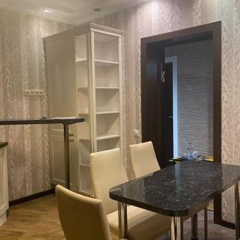 Продается 1-комнатная квартира, 51,2 м²