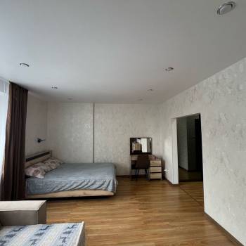 Сдается 1-комнатная квартира, 51,7 м²