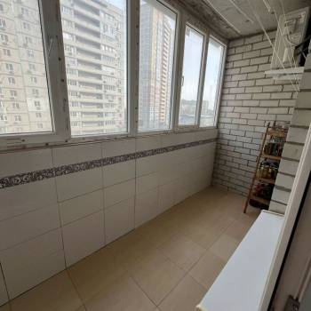 Сдается 1-комнатная квартира, 51,7 м²