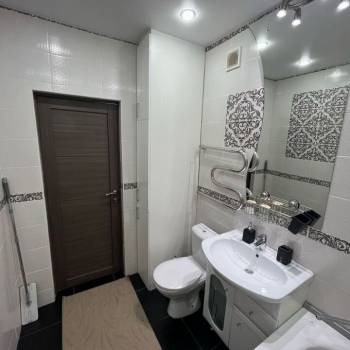 Сдается 1-комнатная квартира, 51,7 м²