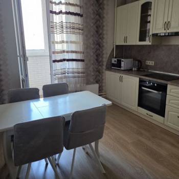 Сдается Многокомнатная квартира, 65 м²